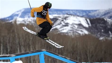 James Woods soars to ski slopestyle gold in