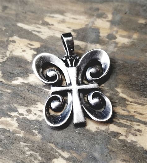 James avery butterfly cross. Shop Women's James Avery Size OS Necklaces at a discounted price at Poshmark. Description: Rare retired James Avery butterfly necklace. Sold by luissilva354. Fast delivery, full service customer support. 