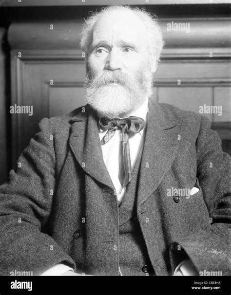 James keir hardie biography definition