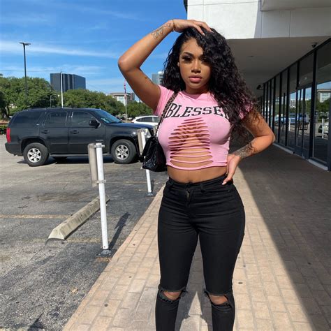 She has been very active on a social media platform and she has a subscription type of platform for the only fans account where she has already gained a lot of followers whereas she has many followers on Twitter and Tiktok to presentation was speaking about her boyfriend and she also states at that she is dating NBA rapper young boy.. 
