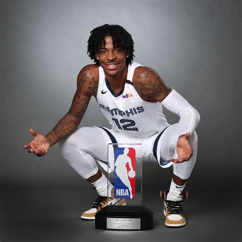 Janmorant. Dec 19, 2023 · Ja Morant will make his official season debut tonight after serving a 25-game suspension handed down by the NBA. In lieu of the two-time All-Star’s return to the hardwood, Nike has continued to ... 