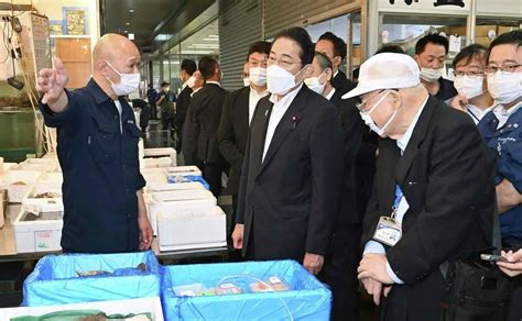 Japan’s PM visits fish market, vows to help fisheries hit by China ban over Fukushima water release
