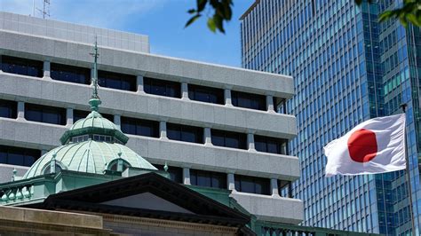 Japan’s central bank retains key interest rate while fine-tuning bond purchases for more flexibility