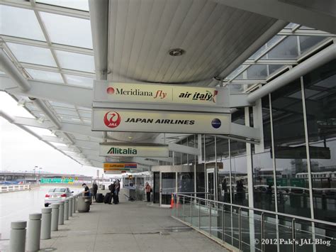 Japan airlines jfk terminal. 