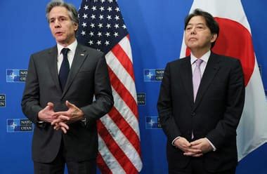 Japanese FM: It’s time to deepen cooperation