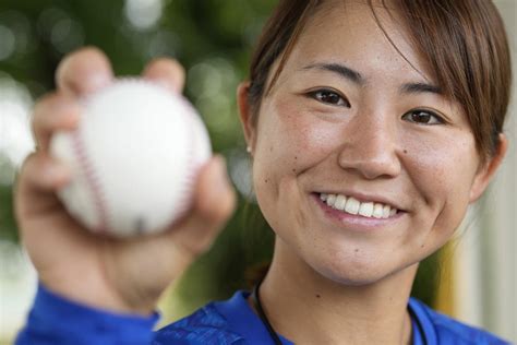 Japanese knuckleball pitcher Eri Yoshida plays on her own ‘Field of Dreams’
