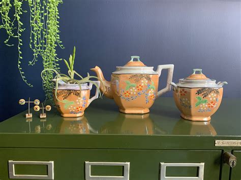Vintage Japanese Porcelain Lusterware Tea Cups 6 Piece 1930’s Hand Pa
