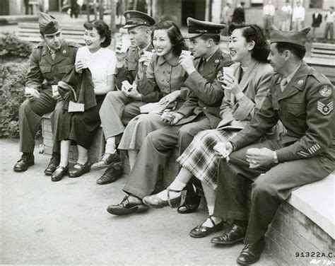 Japanese war brides. Around 50,000 United States servicemen married Japanese wives at the end of World War 2 and during the occupation period. [1] 75% of the marriages involved White American soldiers and Japanese brides. [11] Marriages to Asian women initially faced legal obstacles due to pre-existing laws against interracial marriage. [11] 