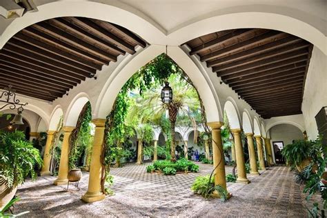 Jardin y patios del palacio de viana. - Pillars of the past a guide to cypress lawn memorial park colma california.