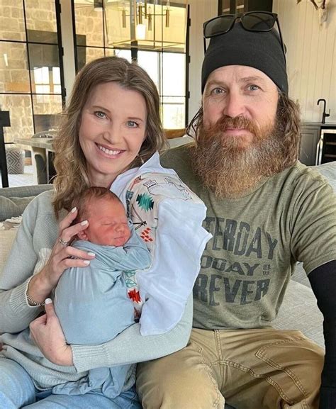 724K Followers, 18 Following, 345 Posts - Jase Robertson (@realjaseduckman) on Instagram: "Jesus, family, ... And I’m just in awe of Missy. Check it out ... 