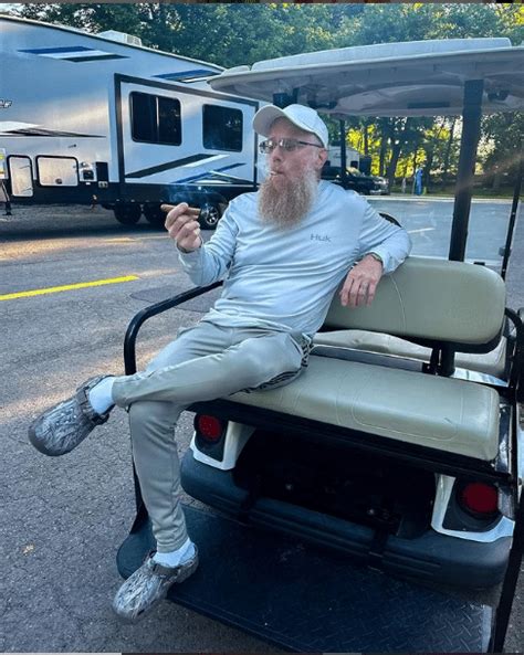 Jason gutterman net worth.  Jason Gutterman is a self-described photo journ...