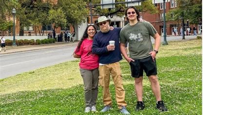 Jason gutterman wife.  Benjamin Gutterman is the name of one of Dulce Mari...