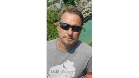 Jason Howell Obituary Jason "Jay" R. Howell, 40, of Wallingford, passed away peacefully in his sleep Saturday, August 3, 2019. He was the beloved husband of Vanessa Reid Howell and the loving ....