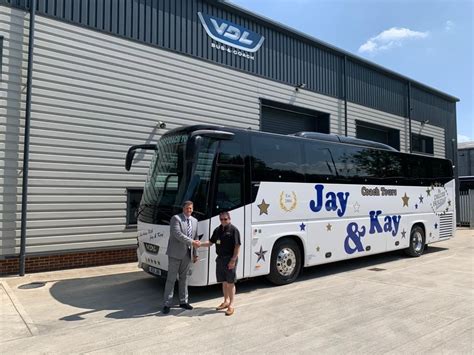😈 [HD] Jay And Kay Coach Tours Leaks