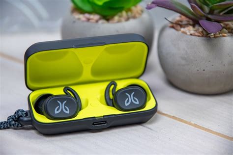 Jaybird Vista Earbuds Hands-On: An AirPods/PowerBeats Pro …