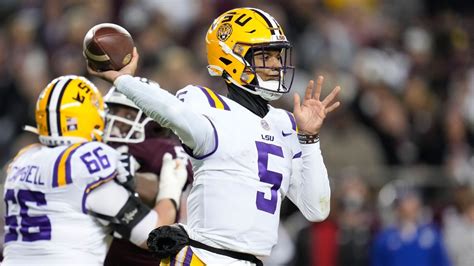 LSU quarterback Jayden Daniels has yet to announce his 2023 plans. The transfer from Arizona State could come back to Baton Rouge for another year or head off to the NFL. If Daniels does come back, there will be high expectations. ESPN released its list of early Heisman contenders, and Daniels made the cut. “In his first year at a new school .... 