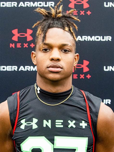 Jayden davis 247 collins hill. Has ran track in high school. ---- 2022: Tore meniscus 3 games into senior season and did not return for Collins Hill program, which went 4-6. Got snaps at... 