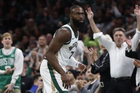 Jaylen Brown scores 28 points, Celtics hit 19 3s and beat Nets 121-107 in NBA tournament play