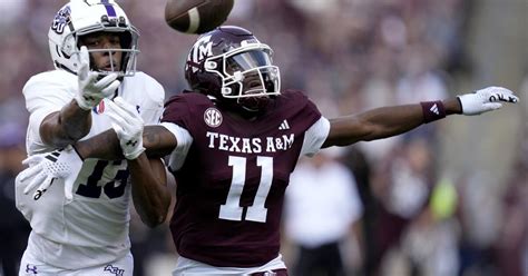 Jaylen Henderson leads Texas A&M to victory in Elijah Robinson’s first game as interim coach.