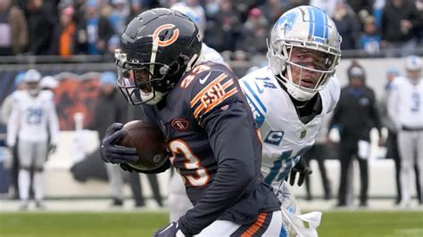 Jaylon Johnson says he ‘100%’ would like a new contract. But that’s not why the Chicago Bears cornerback was absent from OTAs.