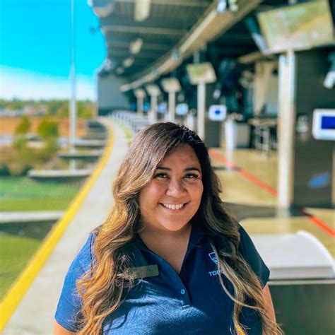 Jazmyn V. - Sales Account Manager - Topgolf LinkedIn