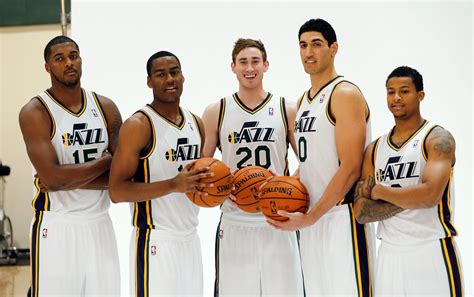 Checkout the latest Utah Jazz Roster and Stats for 2017-18 on Basketball-Reference.com. ... Qualified players in the top 20 · Includes full-season stats for all players who saw court time during the regular season or playoffs. Salaries.