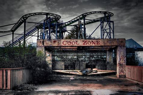 Jazzland new orleans. Abandoned Six Flags Six Flags New Orleans (formerly known as Jazzland) is a 146.2-acre, abandoned theme park in New Orleans. It first opened in 2000, but has been closed since it was seriously ... 