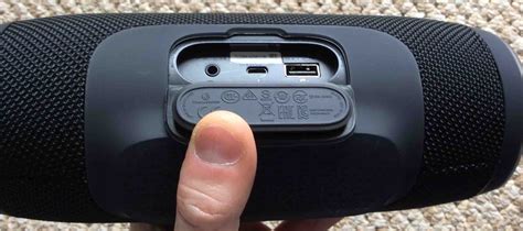 Jbl charge 3 port bay. .  ...