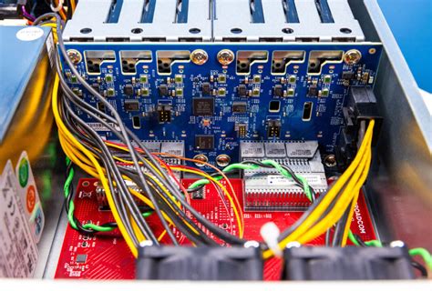 Jbod backplane.  Final Words While these little boxes seem to be just for Broadcom developme...