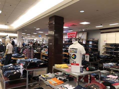 JCPenney store or outlet store located in The Woodlands,