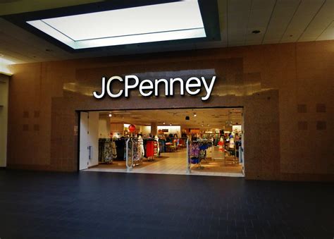 JCPenney is situated in a premium position in Barton Creek Square