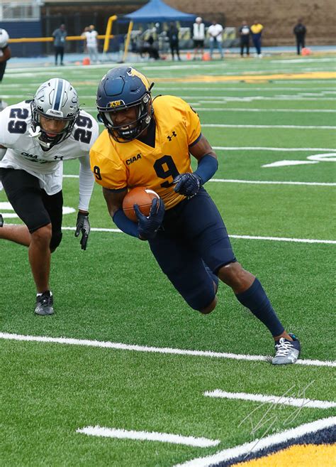 Jcsu football. Oct 26, 2023 · WINSTON-SALEM, N.C- The Winston-Salem State University football team will travel to Charlotte, North Carolina to face off against long-time rival Johnson C. Smith University, on Saturday, October 28th. Kickoff is scheduled for 2:00 p.m. at Irwin Belk Complex. This will be the 75th meeting between the Rams and the … 