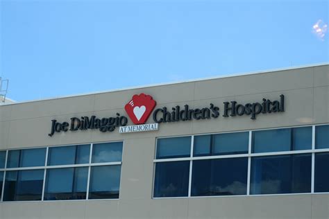 Jdch hospital. 954-265-1616. Our compassionate physicians within the Division of Pediatric Otolaryngology understand that ear, nose and throat (ENT) conditions affect children differently from adults. ENT specialists are trained and experienced in treating infections, trauma or congenital conditions. The mission of the division is to provide outstanding ... 
