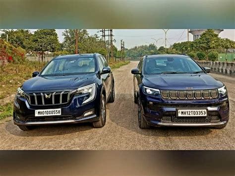 Jeep Compass vs Mahindra XUV700 - auto.hindustantimes.com