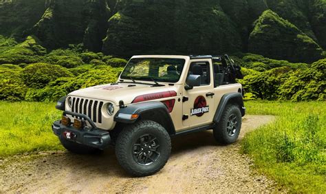 Jeep Wrangler graphics pack celebrates 'Jurassic Park' anniversary