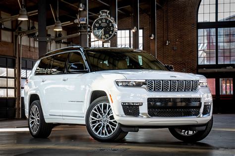 Jeep grand cherokee l review. 2023 Jeep Grand Cherokee Review: Something for all, from 4xe Trailhawk to three-row L 2022 Jeep Grand Cherokee L Summit Interior Review | Jeep is a real luxury brand now More News 