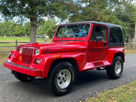 I have for sale a 88 jeep yj with a 350. It also has holley sniper efi and runs about 20mpg highway. Stock diffs and tease. ... 1995 Jeep YJ In-line 6 cylinder 5 speed manual $7500 OBO. 190,000 km. 190,000 km. $6,000.00. 1993 Jeep YJ. Regina. This jeep has original 105,000 km. It’s an automatic shifts nice. All works as it should.