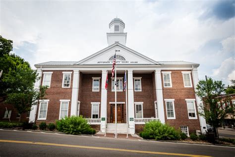 Jeffco courts. The Probate Court of Jefferson County, Alabama serves over 700,000 citizens helping them in each life state from birth to marriage to death. 