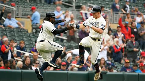 Jeffers and Ryan lead AL Central champion Twins to 9-3 win over Angels