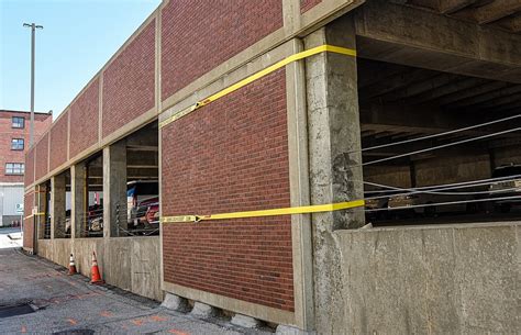 Jefferson city news tribune garage sales. Jefferson City parking garage bill dies by Michael Shine | June 22, 2021 at 3:45 p.m. | Updated June 24, 2021 at 6:28 p.m. This News Tribune file photo shows the Madison Street entrance of the ... 