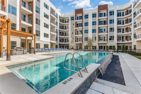 Jefferson lumen. Jefferson Lumen apartment community at 515 Promenade Pkwy, offers units from 491-1487 sqft, a Pet-friendly, Barbecue, and Trail. Explore availability. 