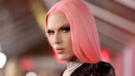 Oct 13, 2020 · Jeffree Star’s ex-boyfriend Andre Marhold leaked a photo of his penis to promote his OnlyFans account. Andre directed his fans to click the link on his profile and head over to his OnlyFans. The model is currently charging $20 a month to view his explicit content. Jeffree torn Andre to shreds on his Instagram story. 