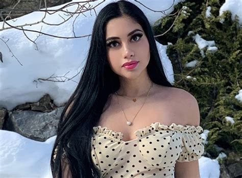 Jeilin ojeda. Feb 2, 2022 · If you do not know, we have prepared this article about details of Jailyne Ojeda ’s short biography-wiki, career, professional life, personal life, today’s net worth, age, height, weight, and more facts. Well, if you’re ready, let’s start. Early Life & Biography. Jailyne Ojeda was born in Arizona, USA, on 9 th January 1998. She attended ... 