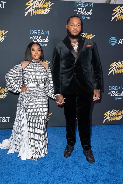 Jekalyn carr and jawaan taylor. Dec 1, 2023 · Jekalyn Carr and Jawaan Taylor are not officially engaged yet, but they have hinted that they are planning to get married in the future. In November 2020, Jekalyn wished Jawaan a happy birthday on Instagram and used the hashtag #Dating2Marry, which implied that she is dating him with the intention of making him her husband. 
