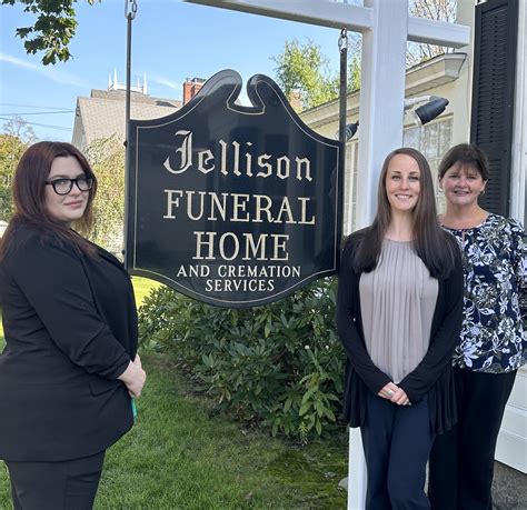 Jellison funeral home peterborough new hampshire. .  <a href=https://rezhen...