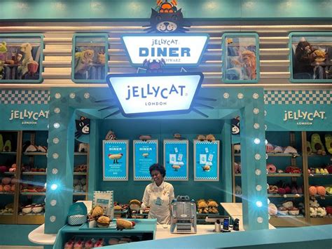 Jelly cat diner. Nov 10, 2023 · Have you had the pleasure of visiting the Jellycat Diner in our flagship store? This delightful diner serves up a menu of the latest Jellycat Amuseable soft toys. From loveable pizzas and tacos to... 