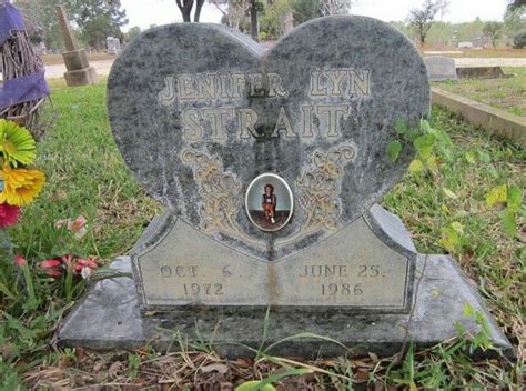 Jenifer strait grave. 3. He Lost His Daughter Jenifer in 1986 After She Was Involved in a Fatal Car Accident. After moving to Hawaii, Strait and Norma started a family with the arrival of their daughter, Jenifer Lynn ... 