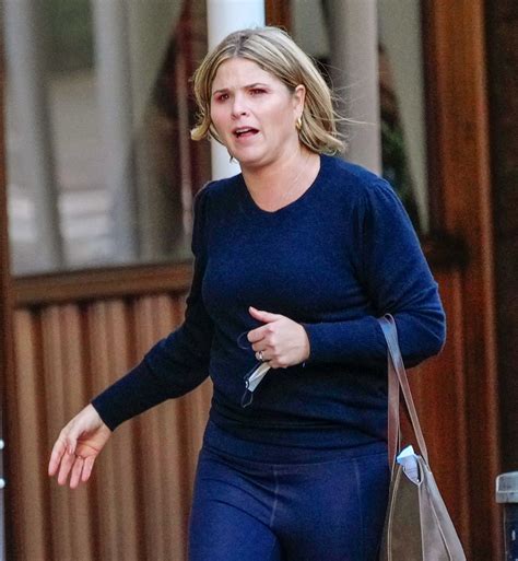 Jenna bush hager outfit. Jenna Bush Hager is moving over to late night, and she is seriously bringing on the glamour!. MORE: Jenna Bush Hager takes her daughters on special return to the White House for Elton John concert ... 