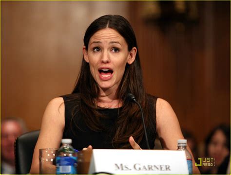 Jennifer Garner honored by Texas Senate for work with Save the Children
