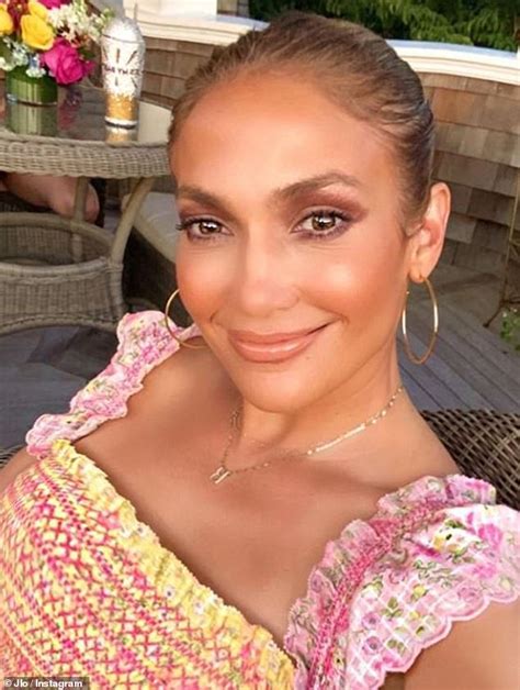 Jennifer Lopez Instagram Zigong
